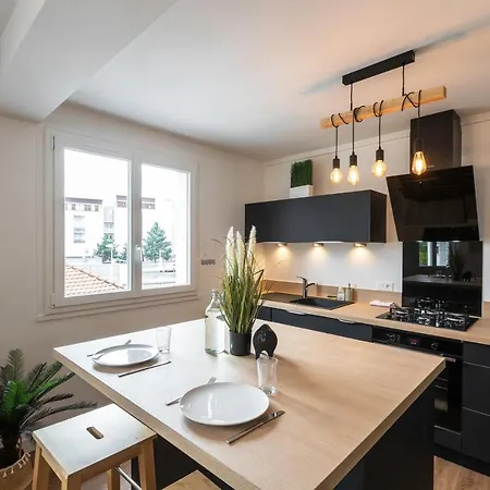A - Safari Apartment Clermont-Ferrand
