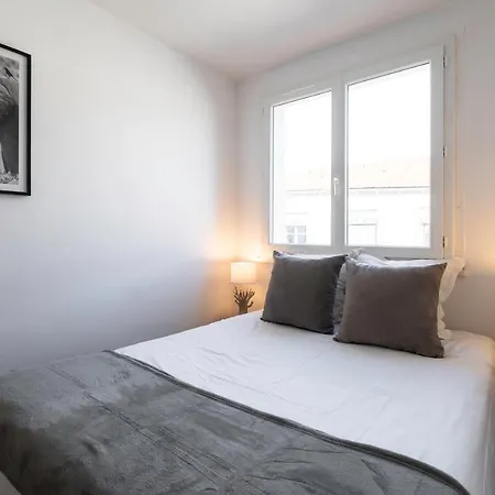 Apartment A - Safari *