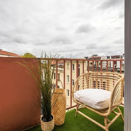 A - Safari Apartment *