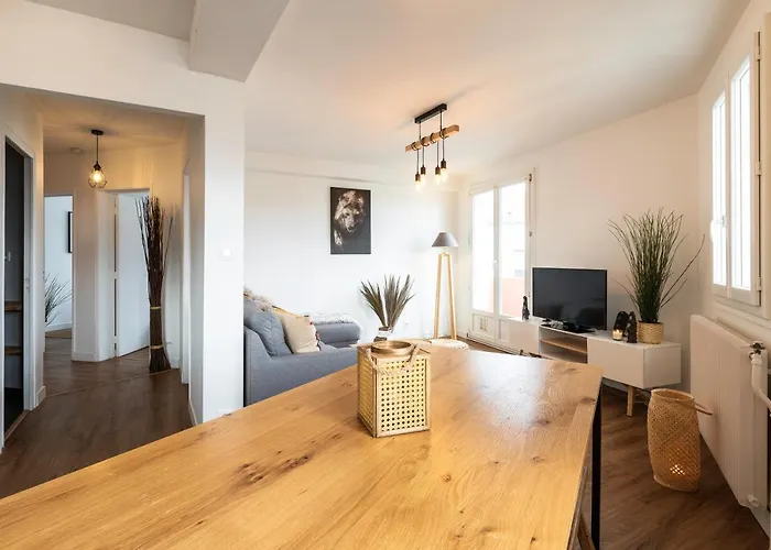 A - Safari Apartment *